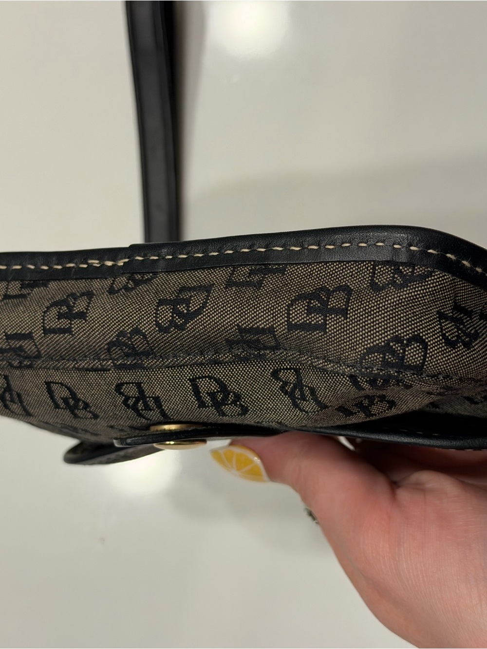 Dooney & Bourke Monogram Gray Wristlet - Picture 3 of 7